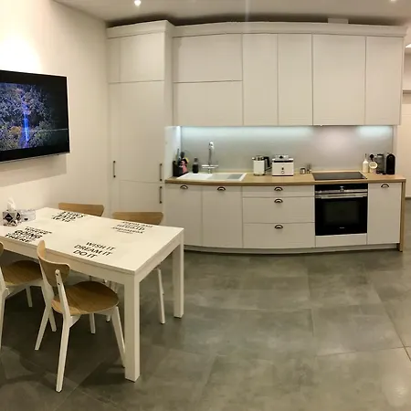 A&t Seaview Gagarin 20th Floor Apartment